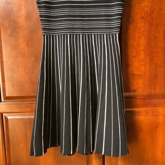 Kate Spade Black & White Knit Dress. Size XS. - Picture 4 of 8